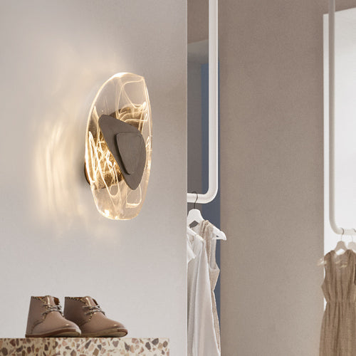 Christalen wandlamp van Eriks-shop, moderne lichtarmatuur met strakke lijnen en metalen afwerking voor een eigentijdse uitstraling